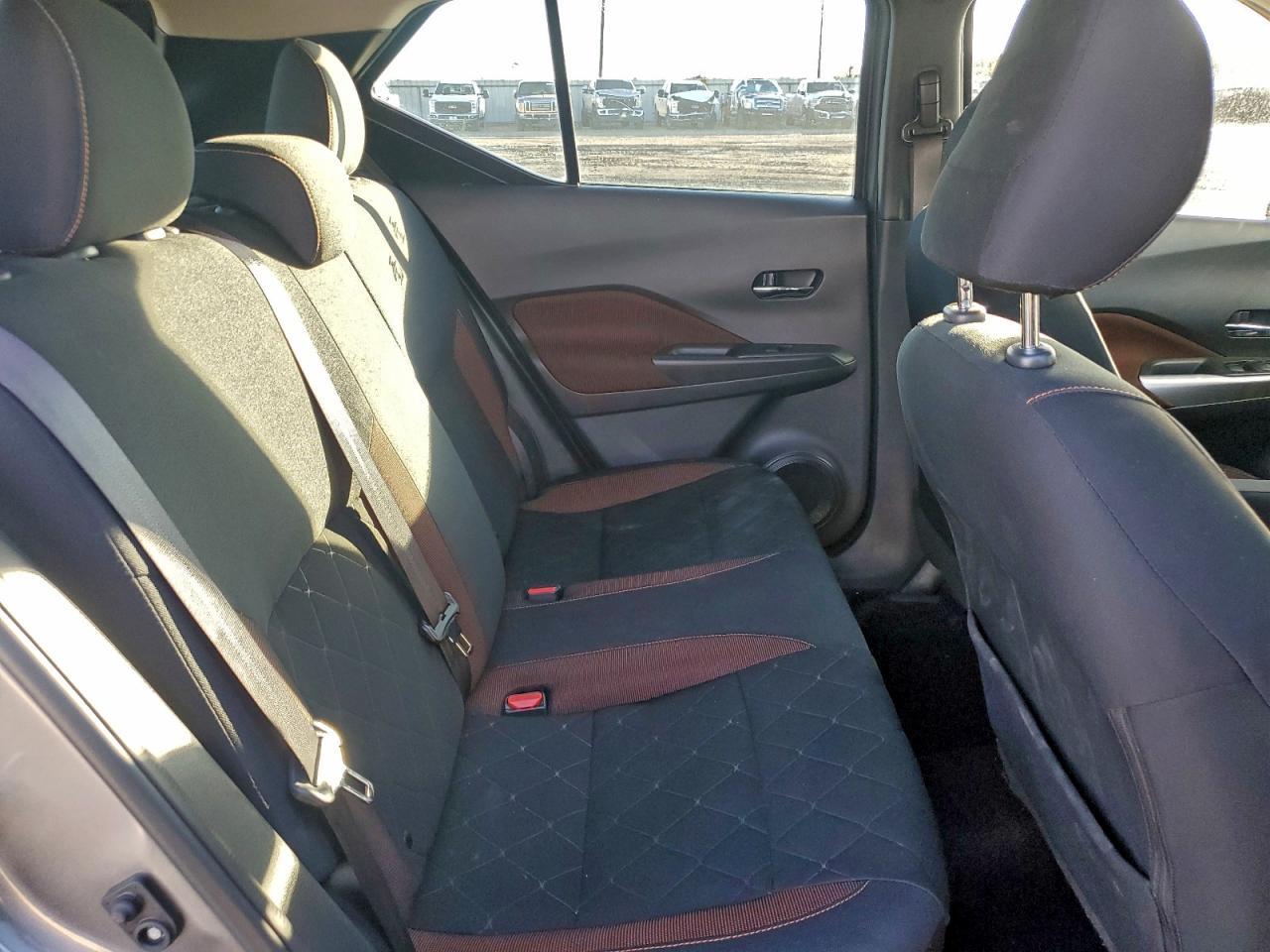 2019 NISSAN KICKS