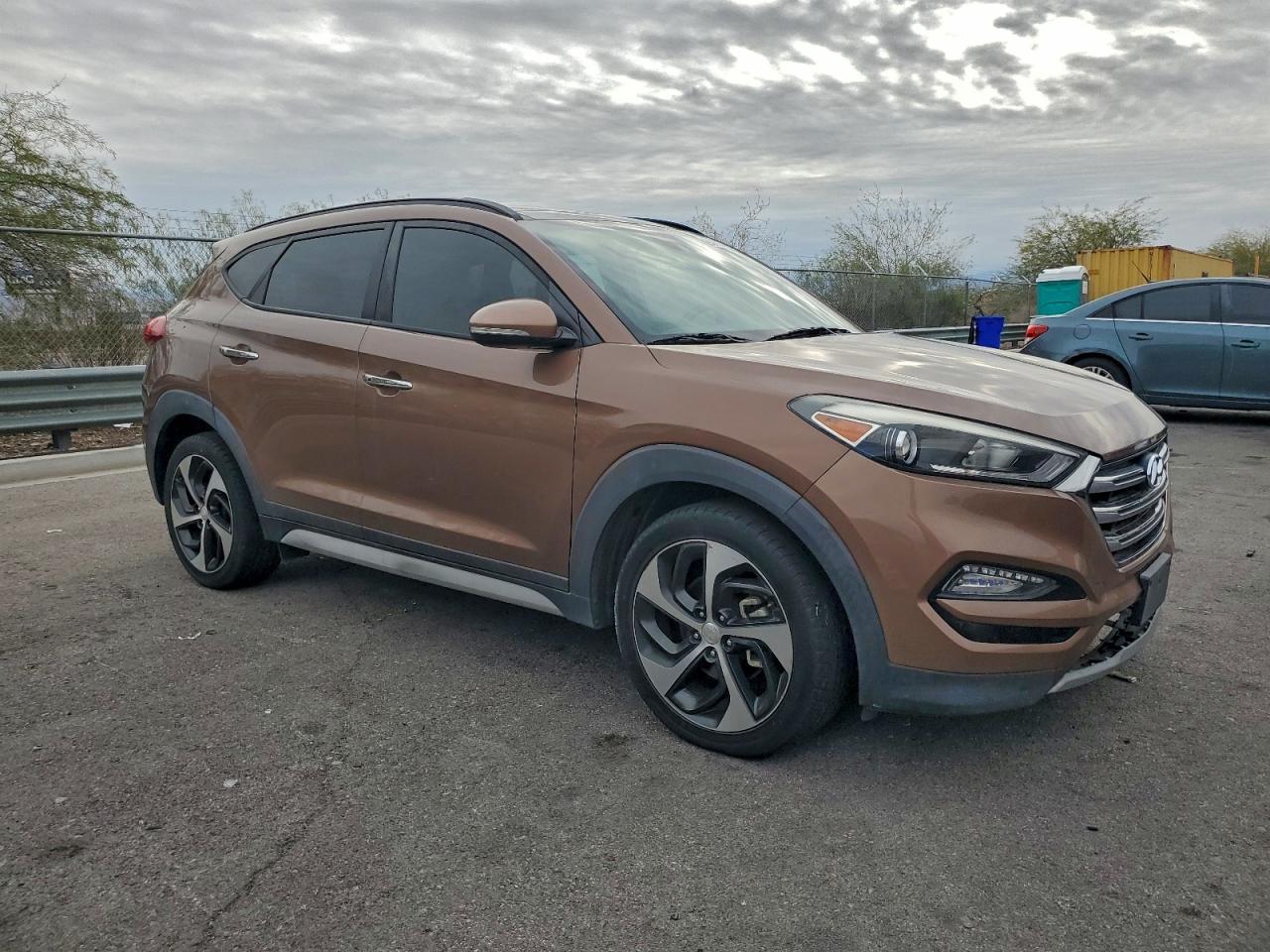 2017 HYUNDAI TUCSON