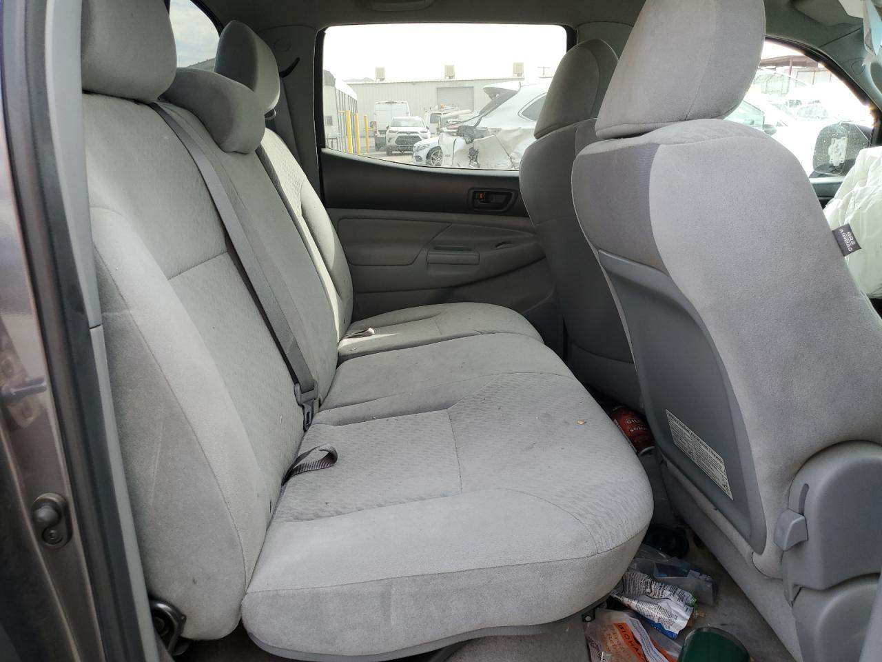 2011 TOYOTA TACOMA