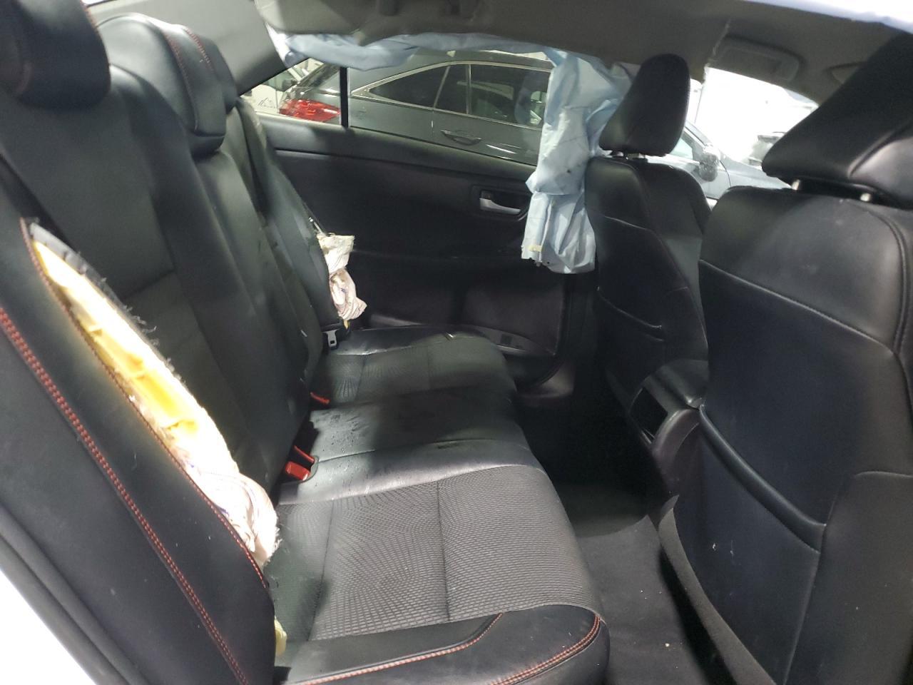 2017 TOYOTA CAMRY