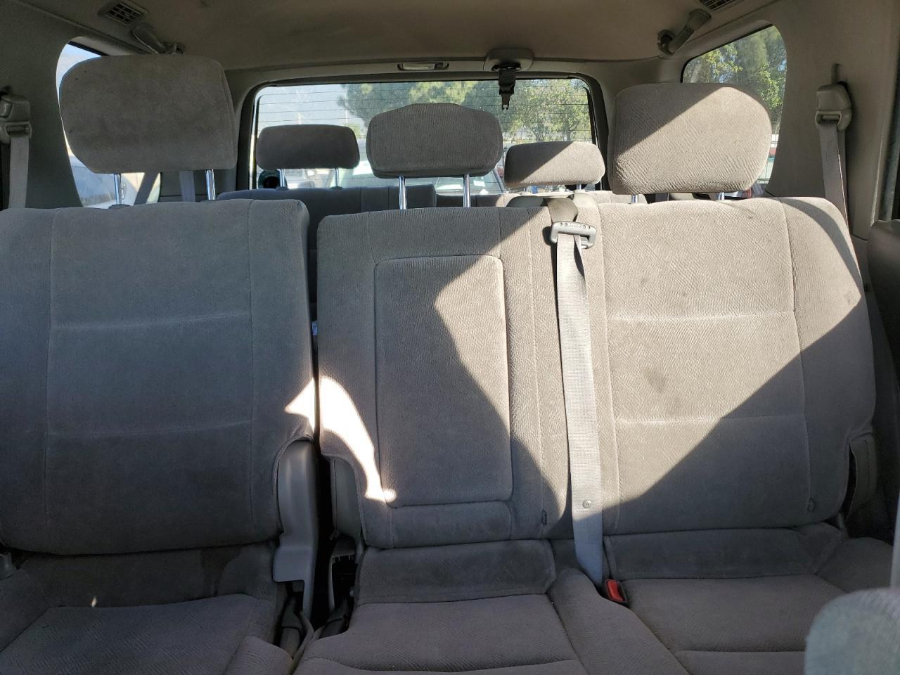 2003 TOYOTA Sequoia
