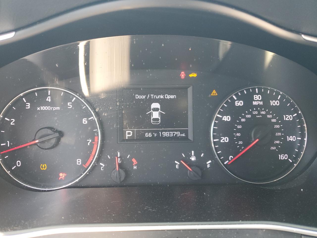 2014 KIA Cadenza