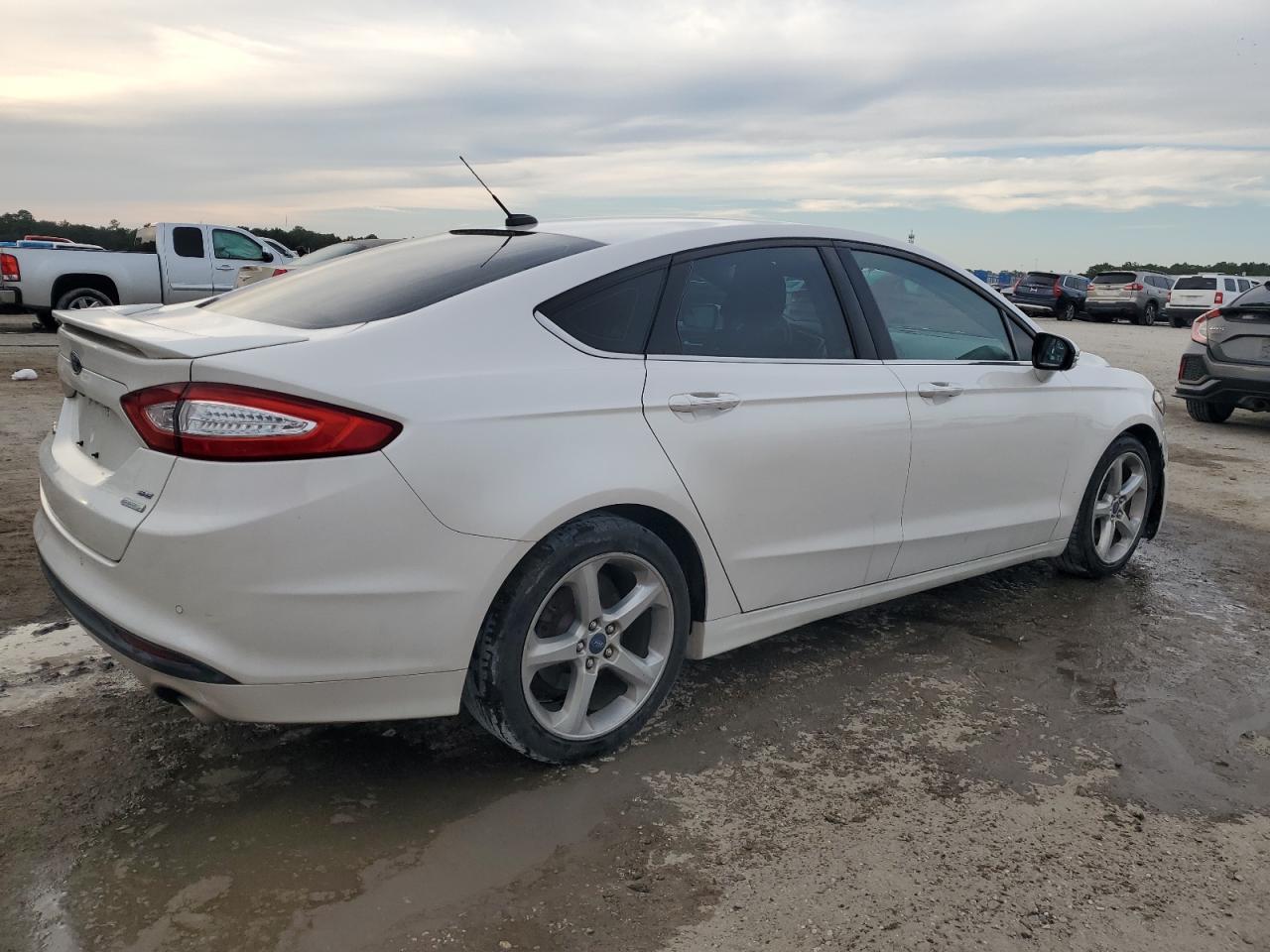 2015 FORD FUSION