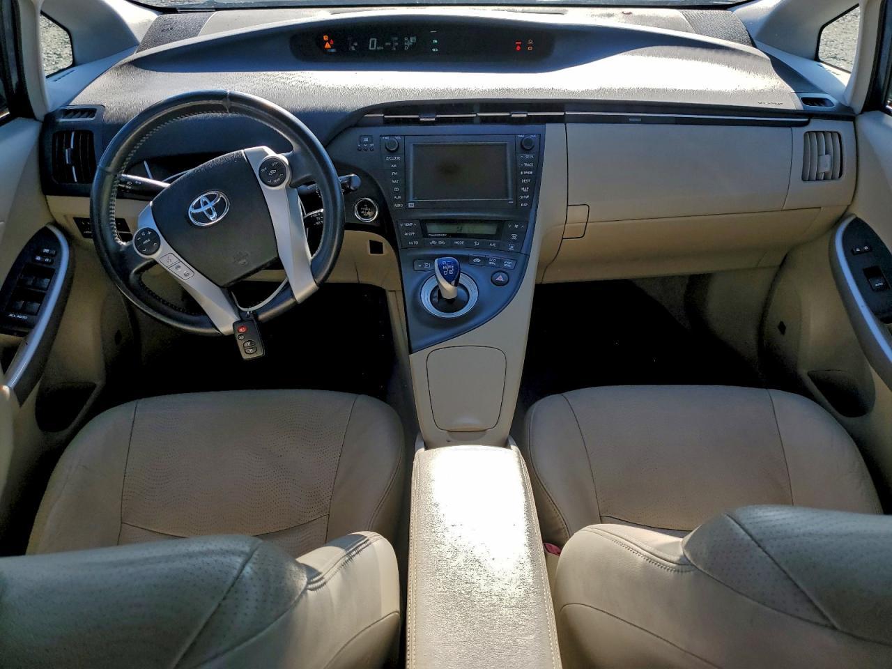 2010 TOYOTA PRIUS