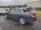 2010 NISSAN Maxima