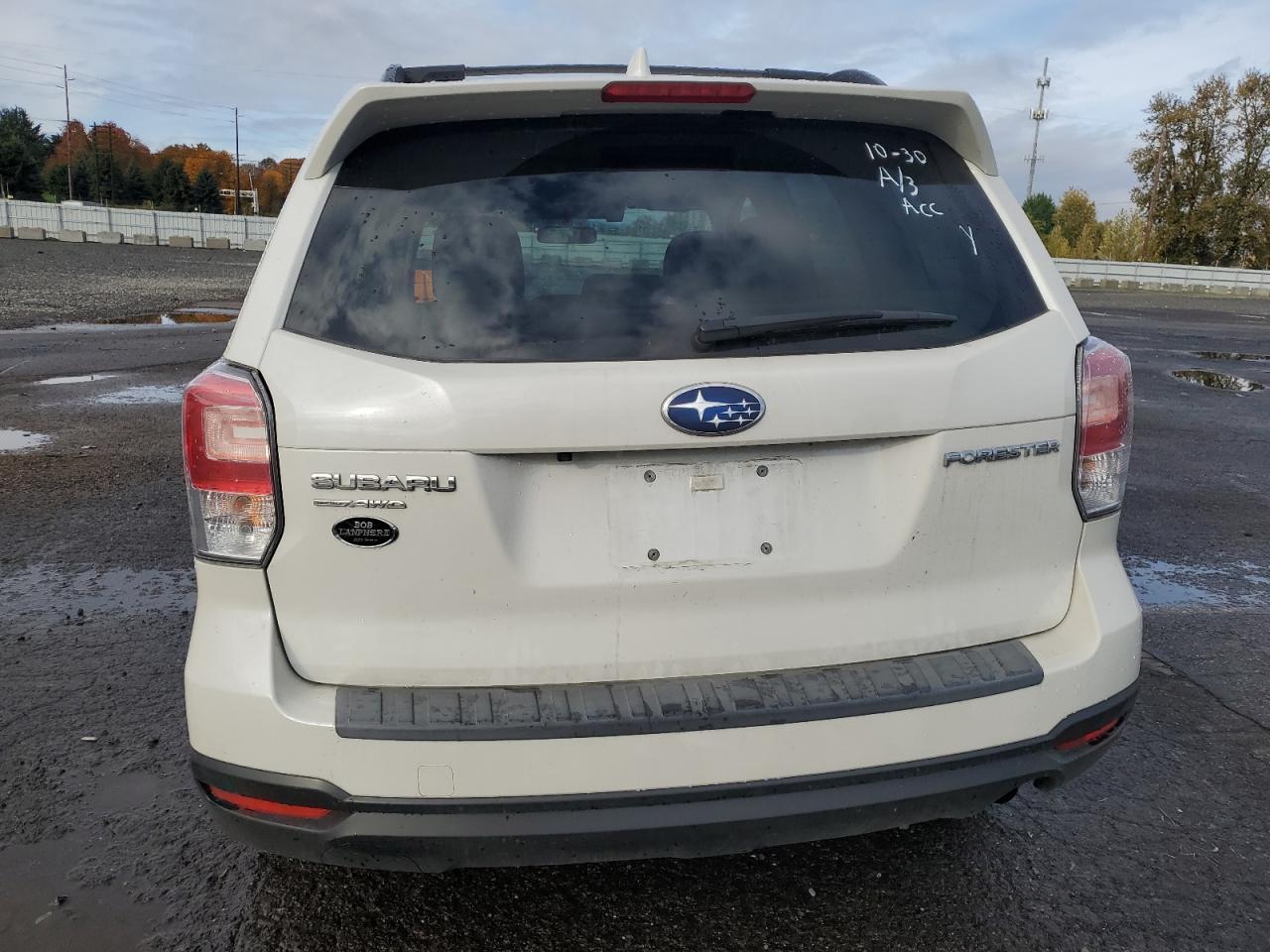2018 SUBARU FORESTER