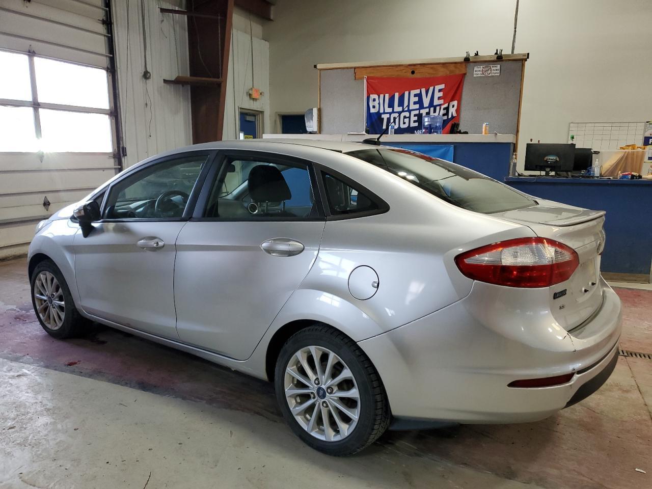 2014 FORD Fiesta