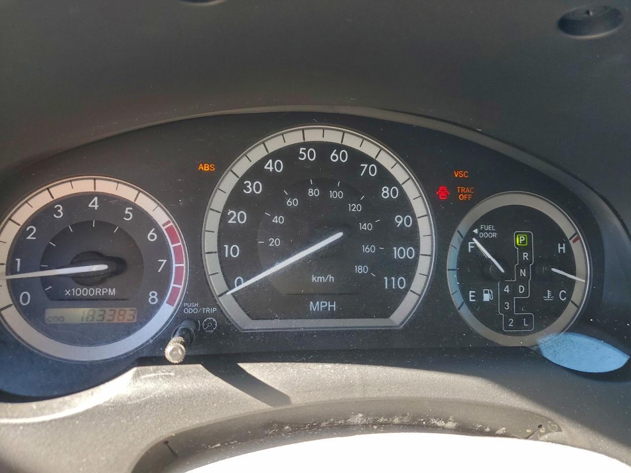 2004 TOYOTA SIENNA