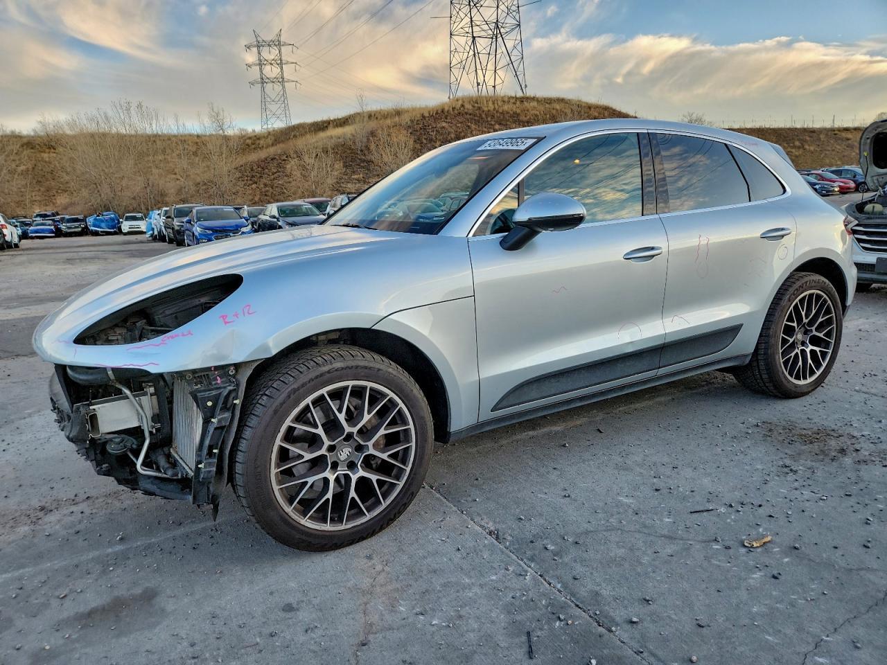 2016 PORSCHE Macan