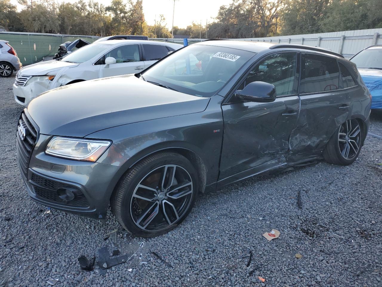 2016 AUDI Q5