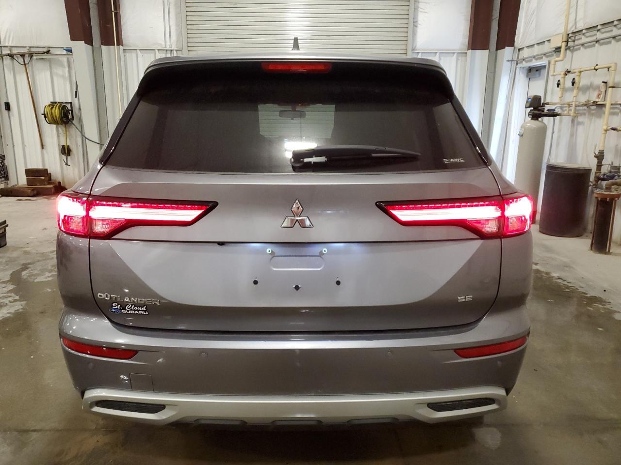 2022 MITSUBISHI outlander
