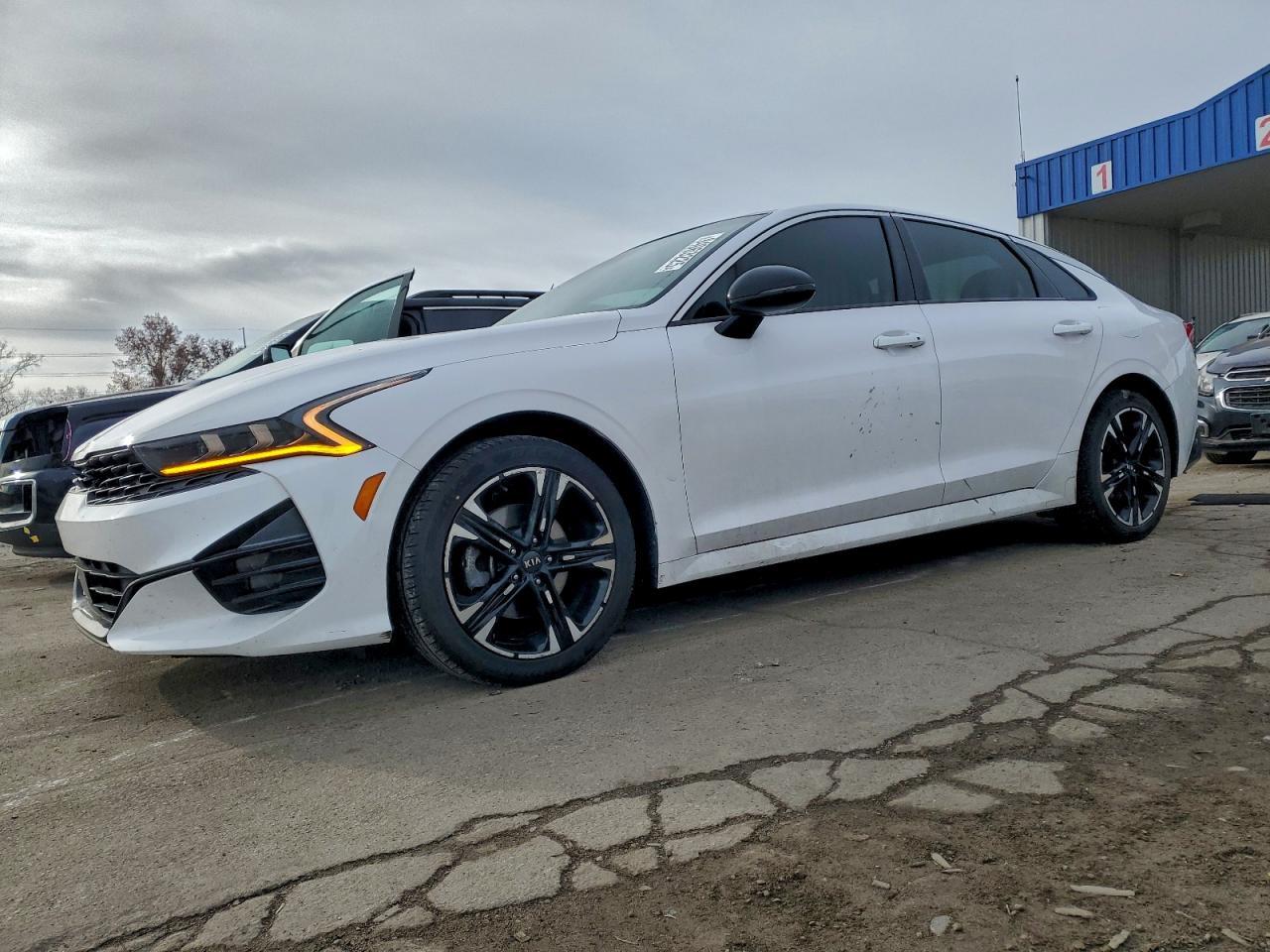 2021 KIA K5