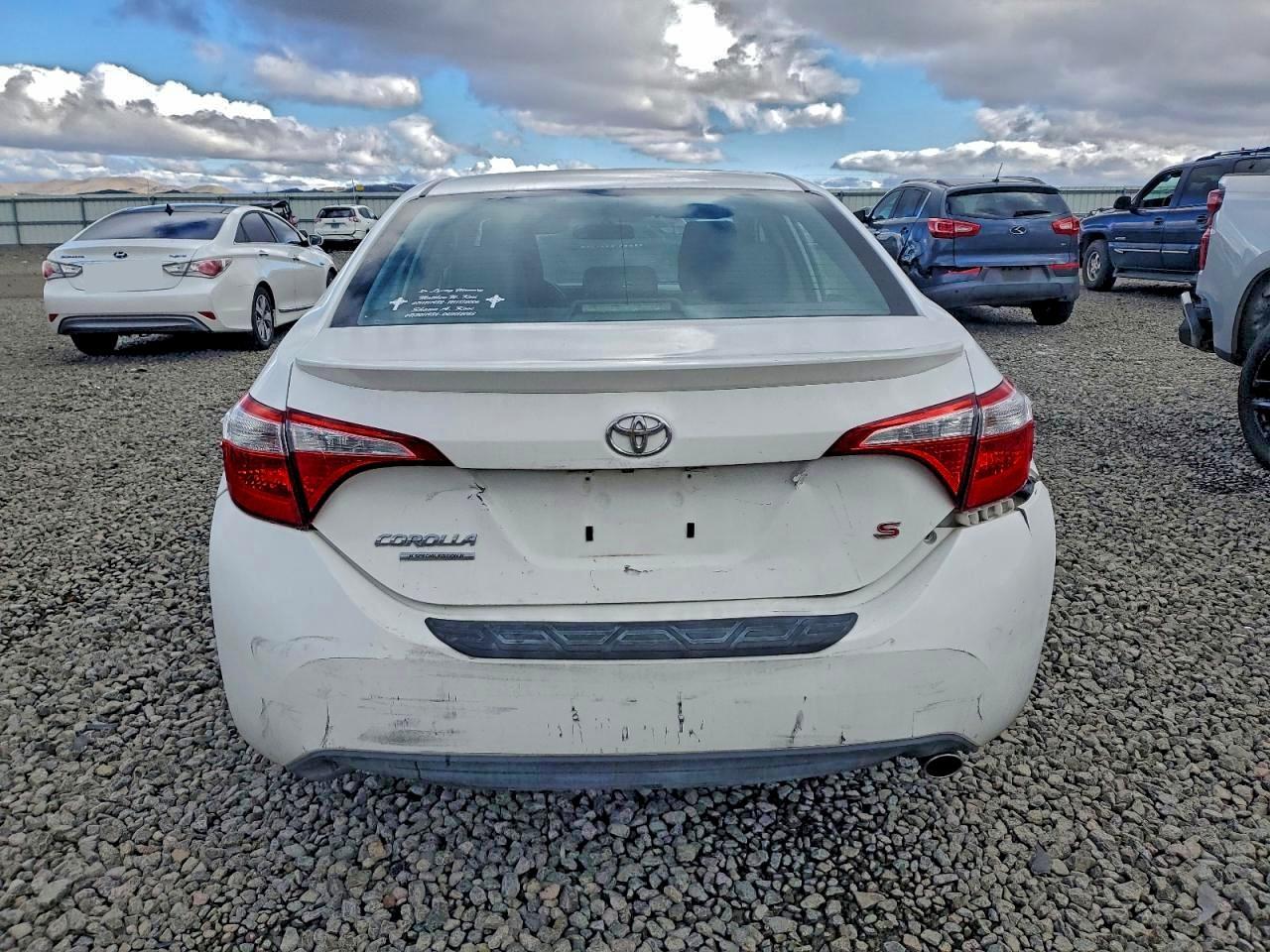 2016 TOYOTA COROLLA