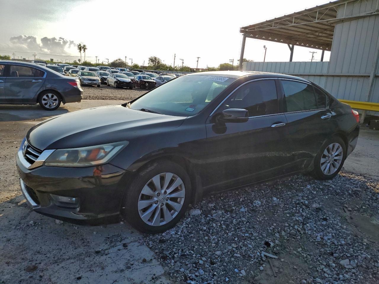 2015 HONDA ACCORD