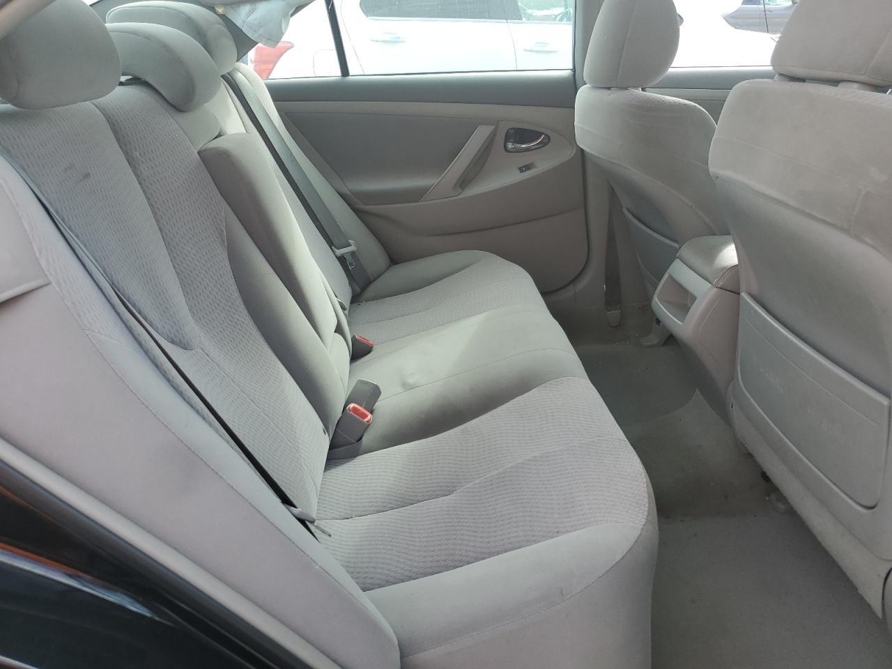 2010 TOYOTA CAMRY