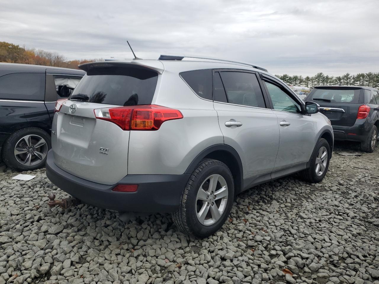 2014 TOYOTA RAV4