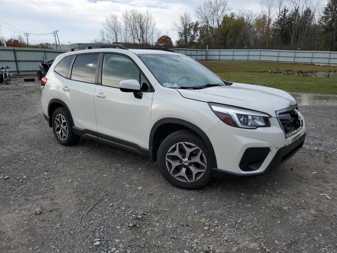 2019 SUBARU FORESTER