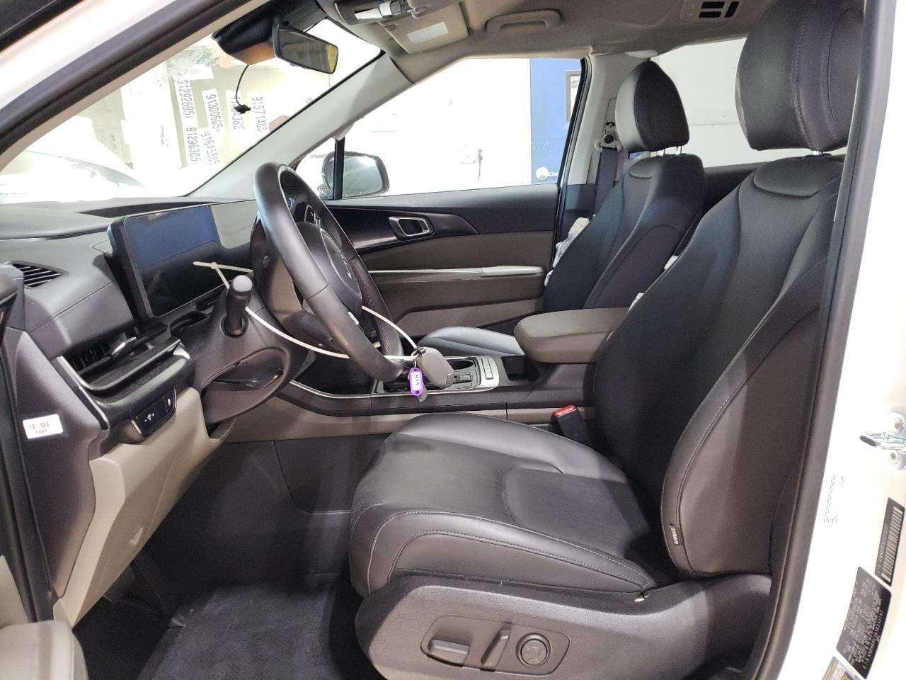 2025 KIA Carnival