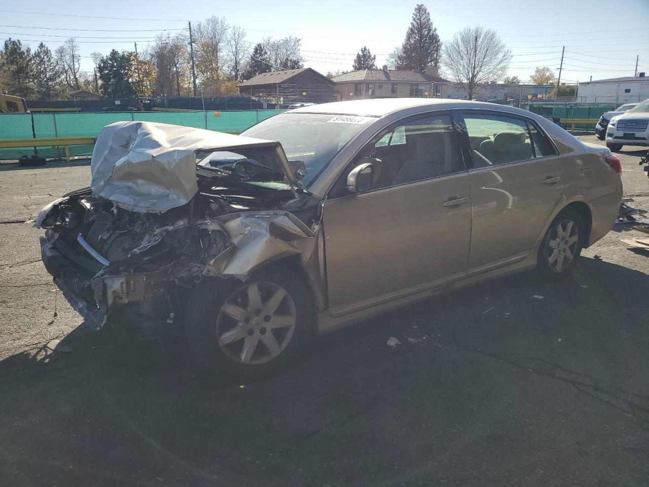 2011 TOYOTA Avalon