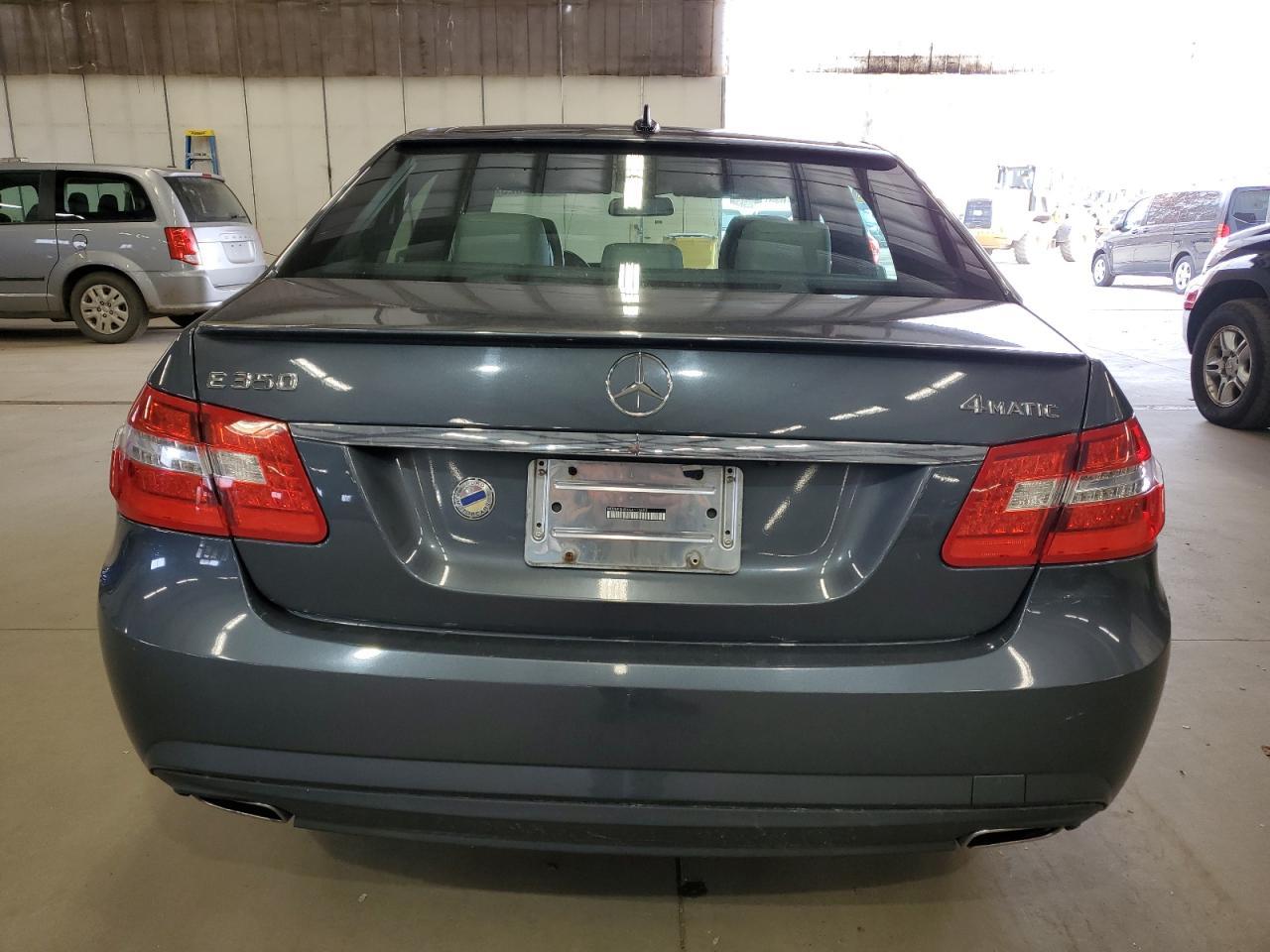 2010 MERCEDES-BENZ E-Class