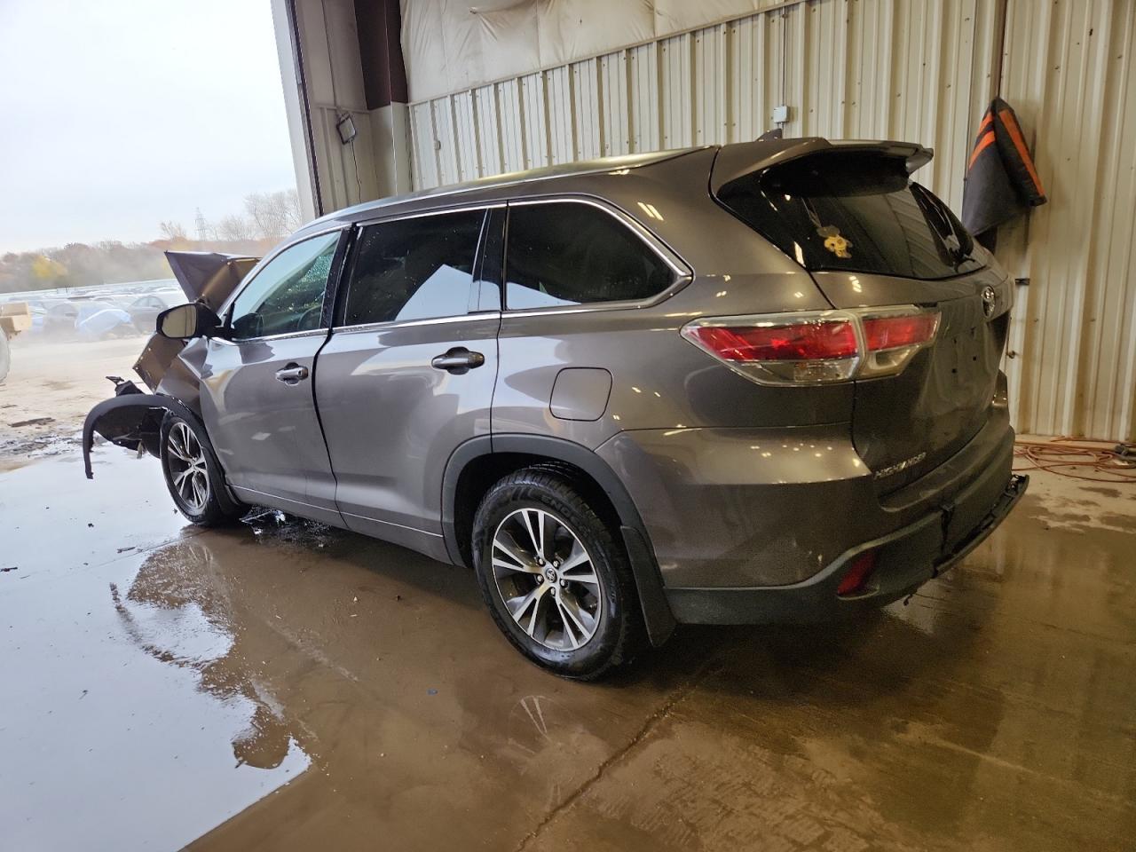 2016 TOYOTA HIGHLANDER