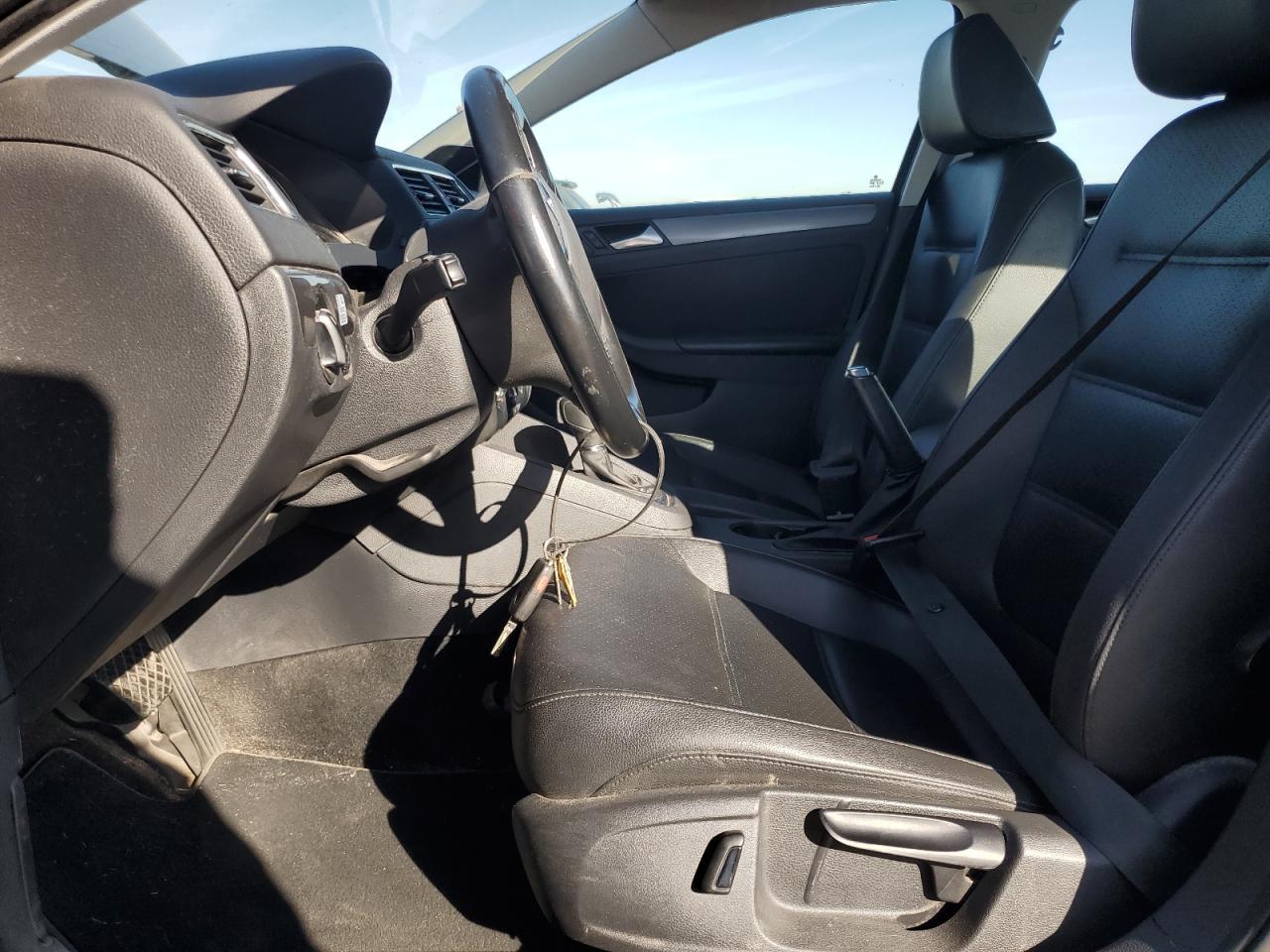 2014 VOLKSWAGEN JETTA