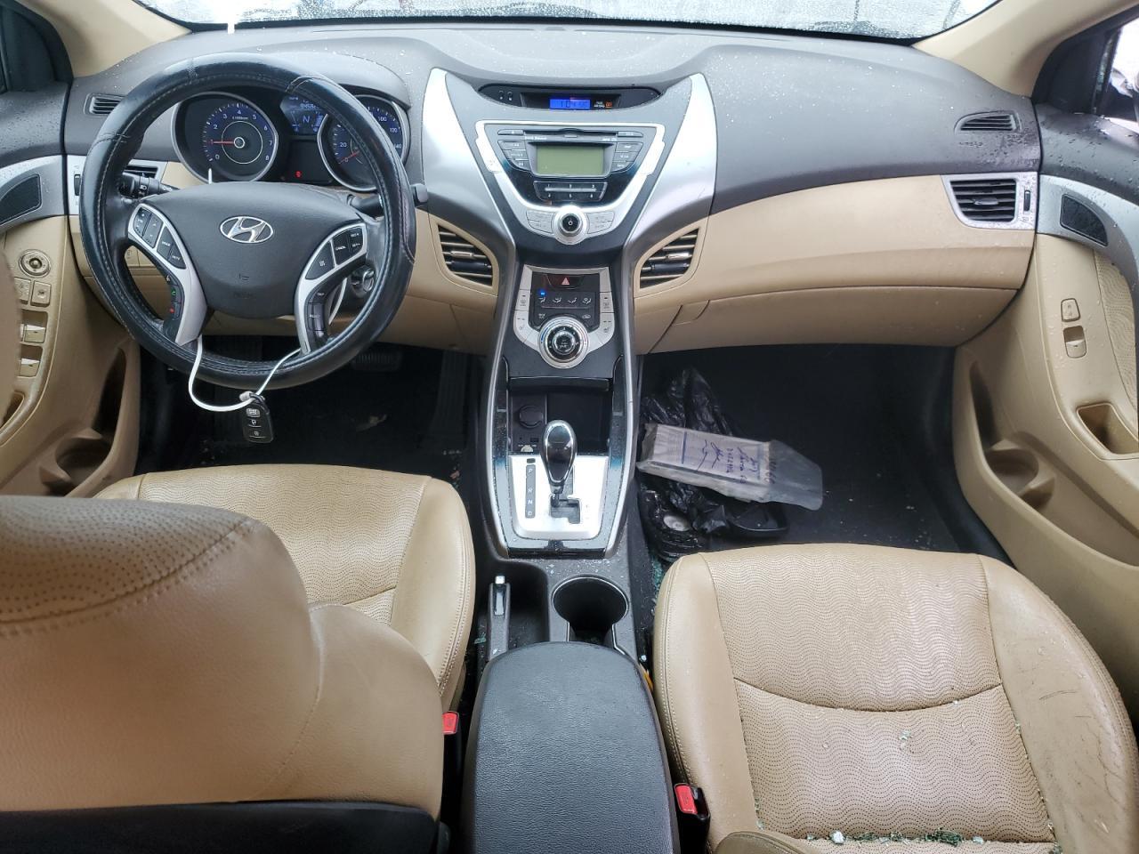 2012 HYUNDAI ELANTRA