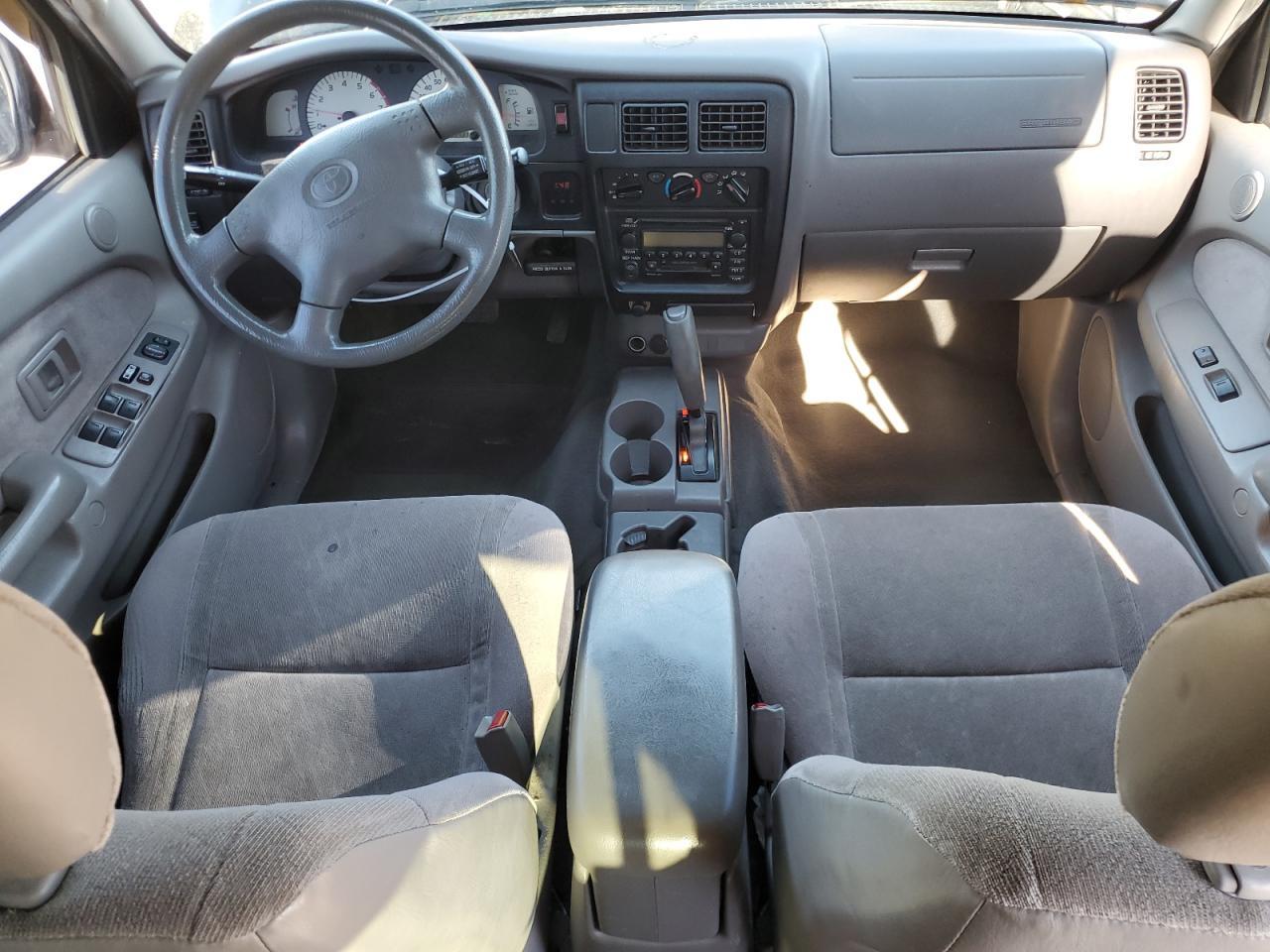 2004 TOYOTA TACOMA
