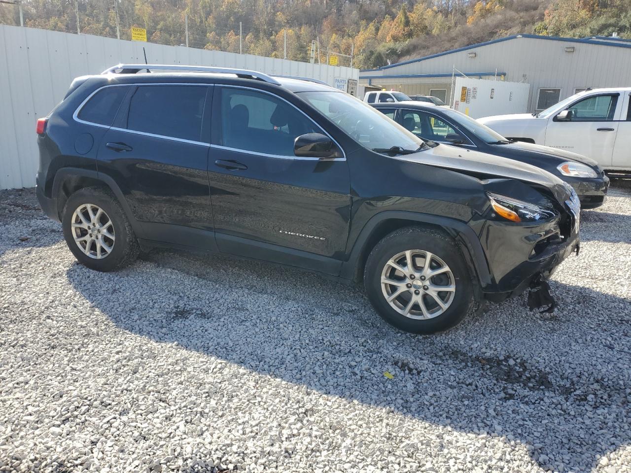 2017 JEEP CHEROKEE