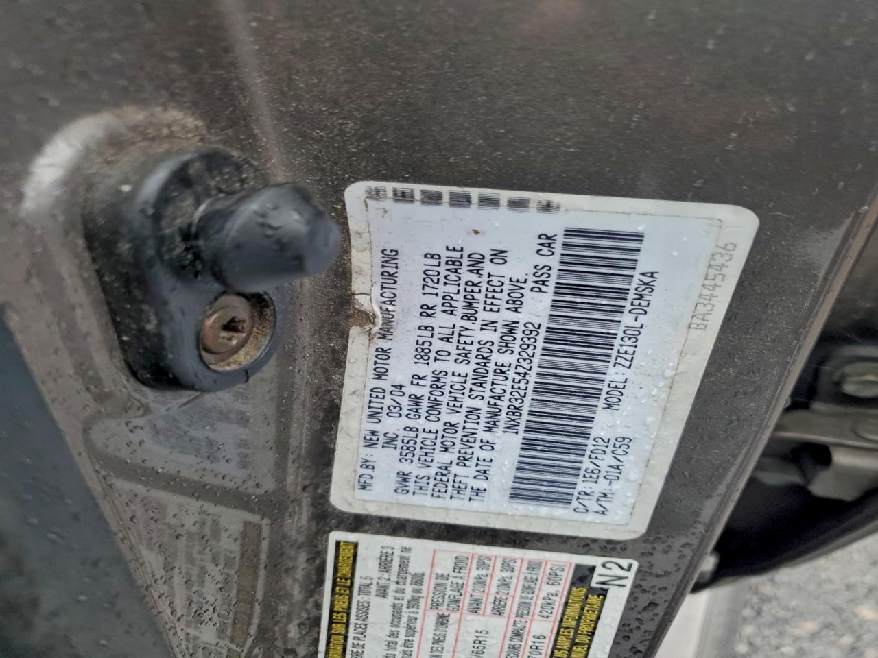 2004 TOYOTA COROLLA