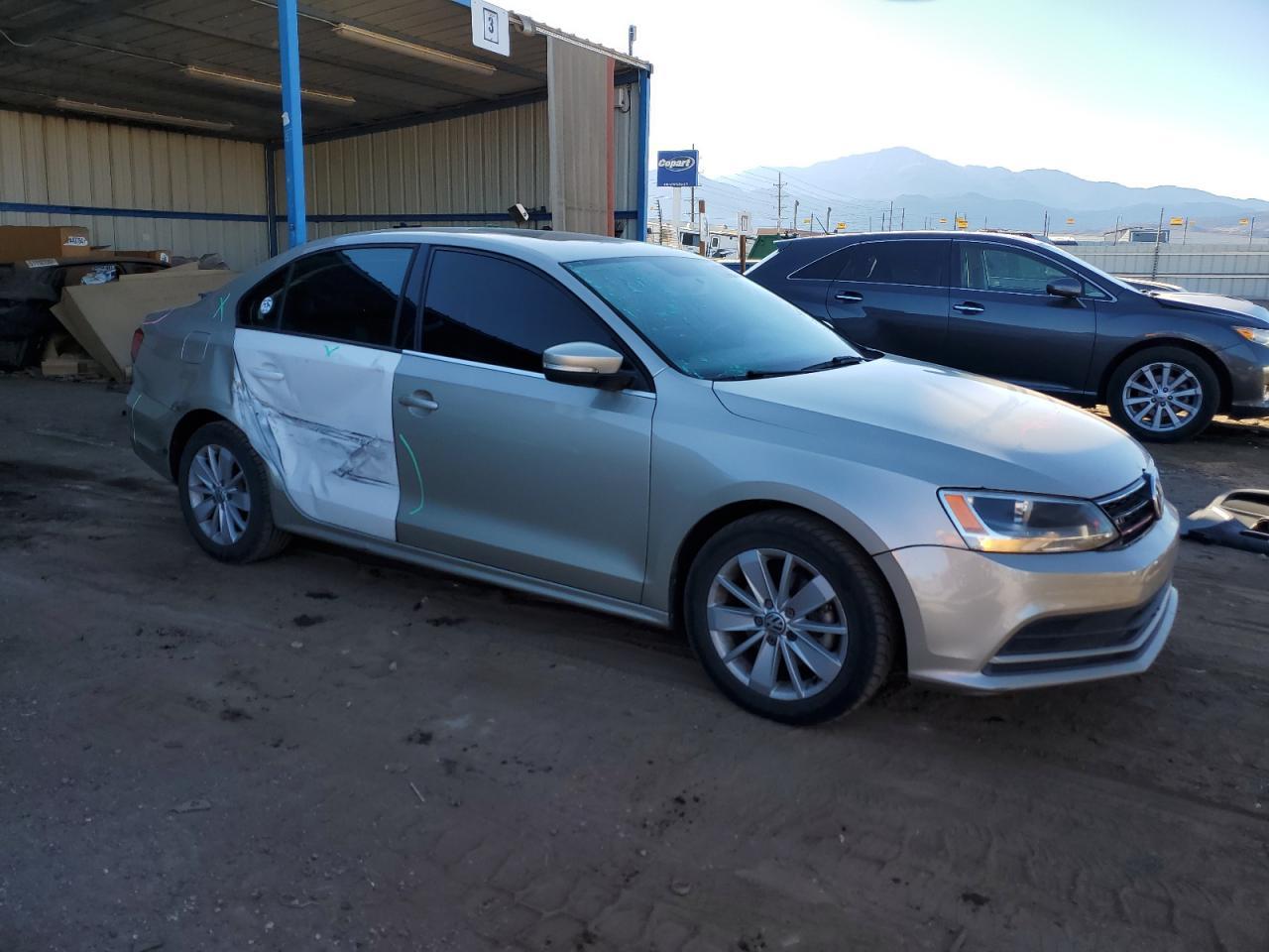 2015 VOLKSWAGEN JETTA