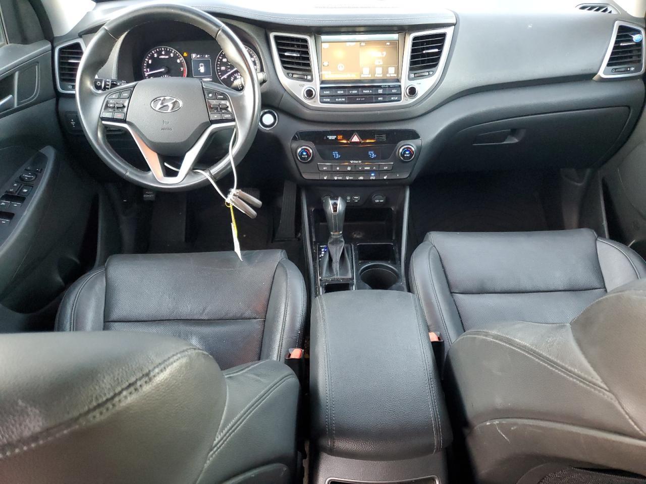 2016 HYUNDAI TUCSON