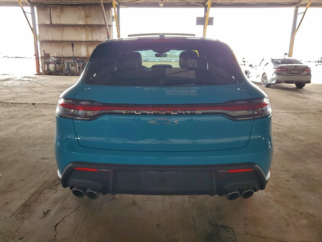 2022 PORSCHE Macan