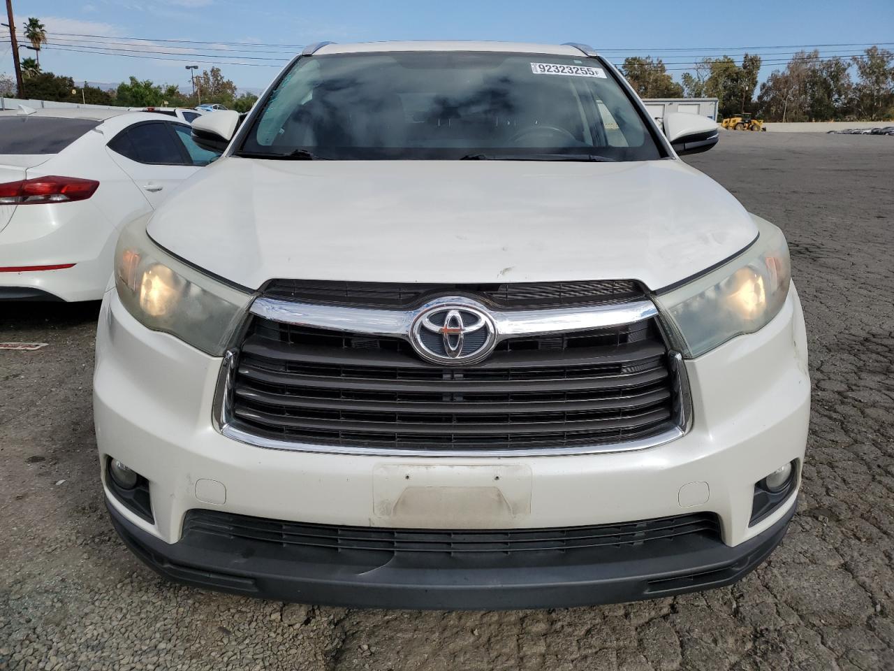 2015 TOYOTA HIGHLANDER
