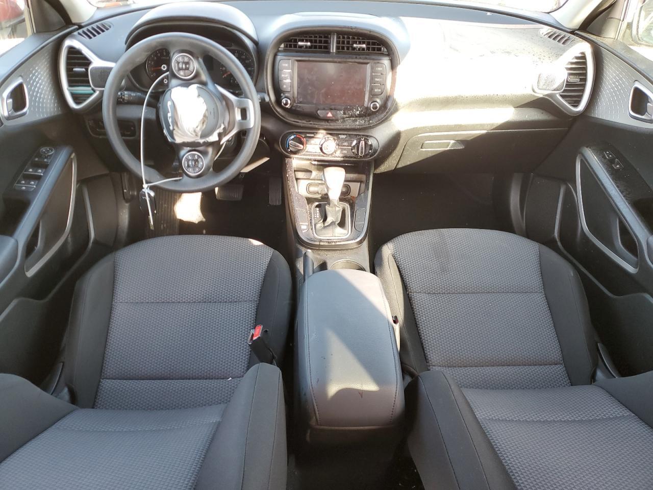 2022 KIA SOUL