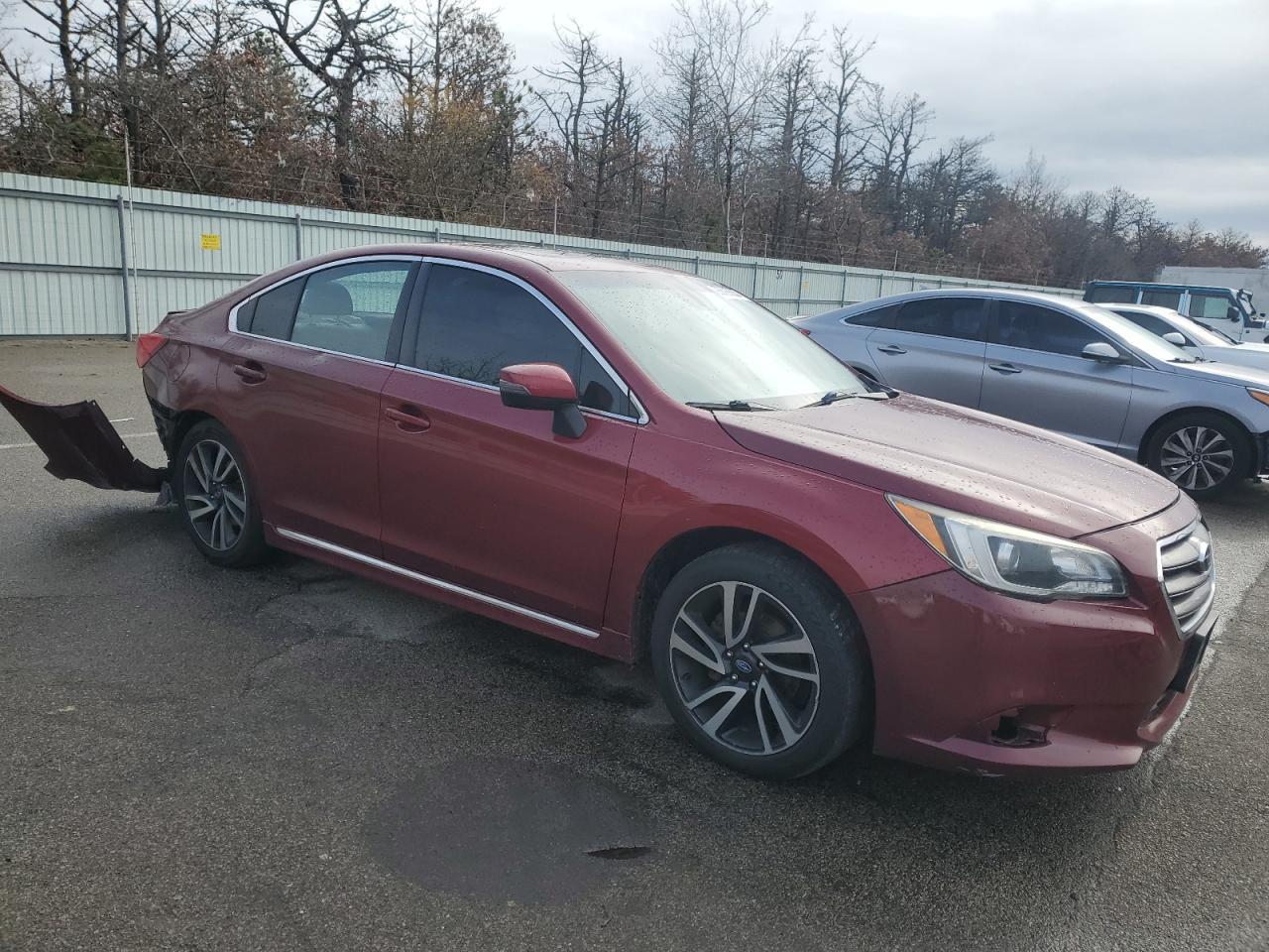 2017 SUBARU Legacy