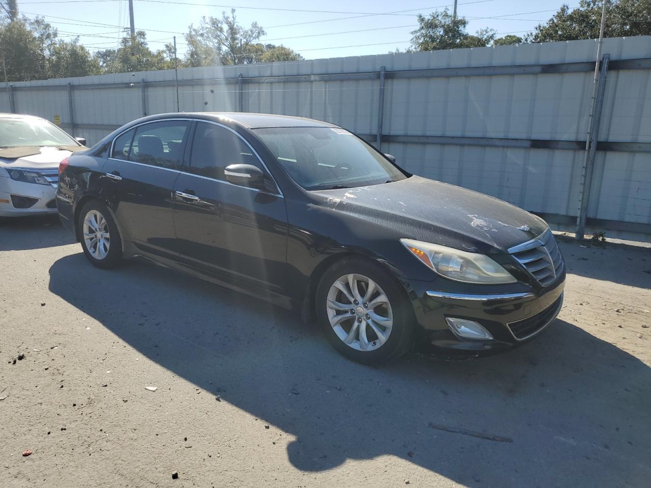 2013 HYUNDAI GENESIS