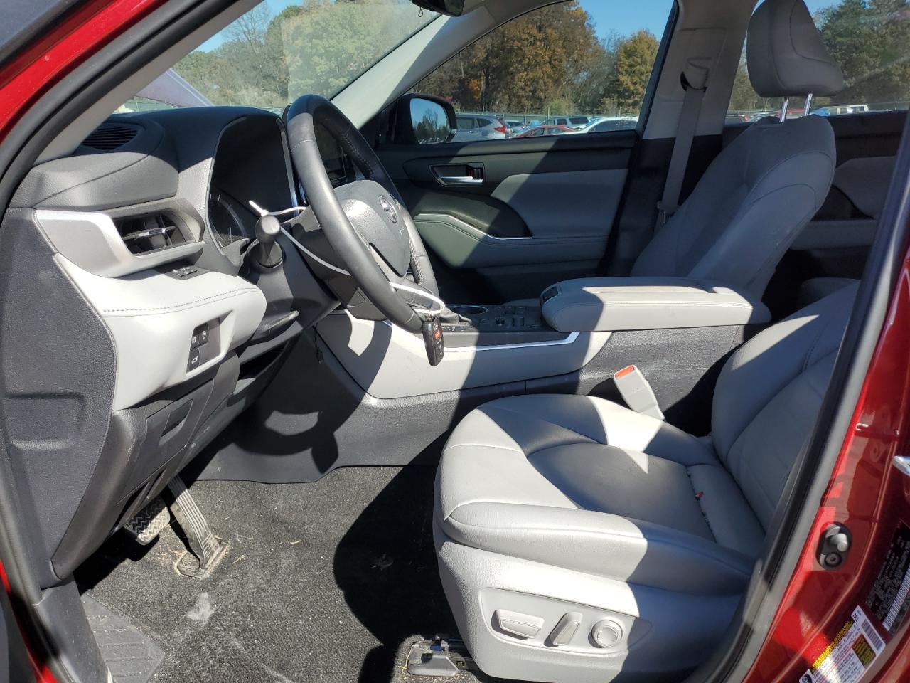 2024 TOYOTA HIGHLANDER