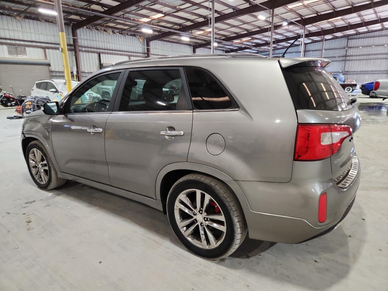 2014 KIA SORENTO