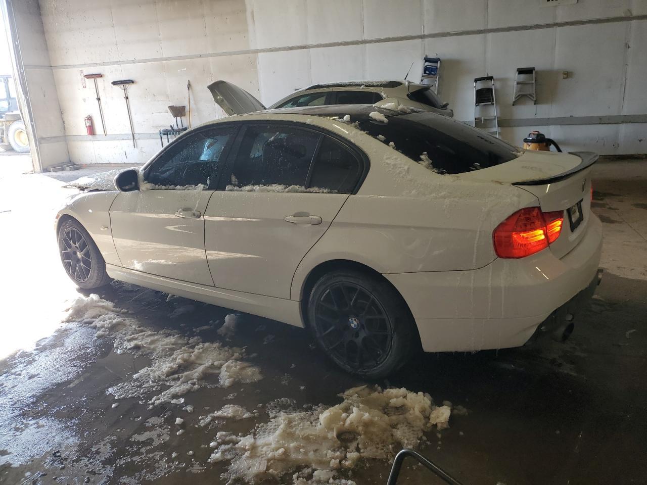 2010 BMW 3 SERIES