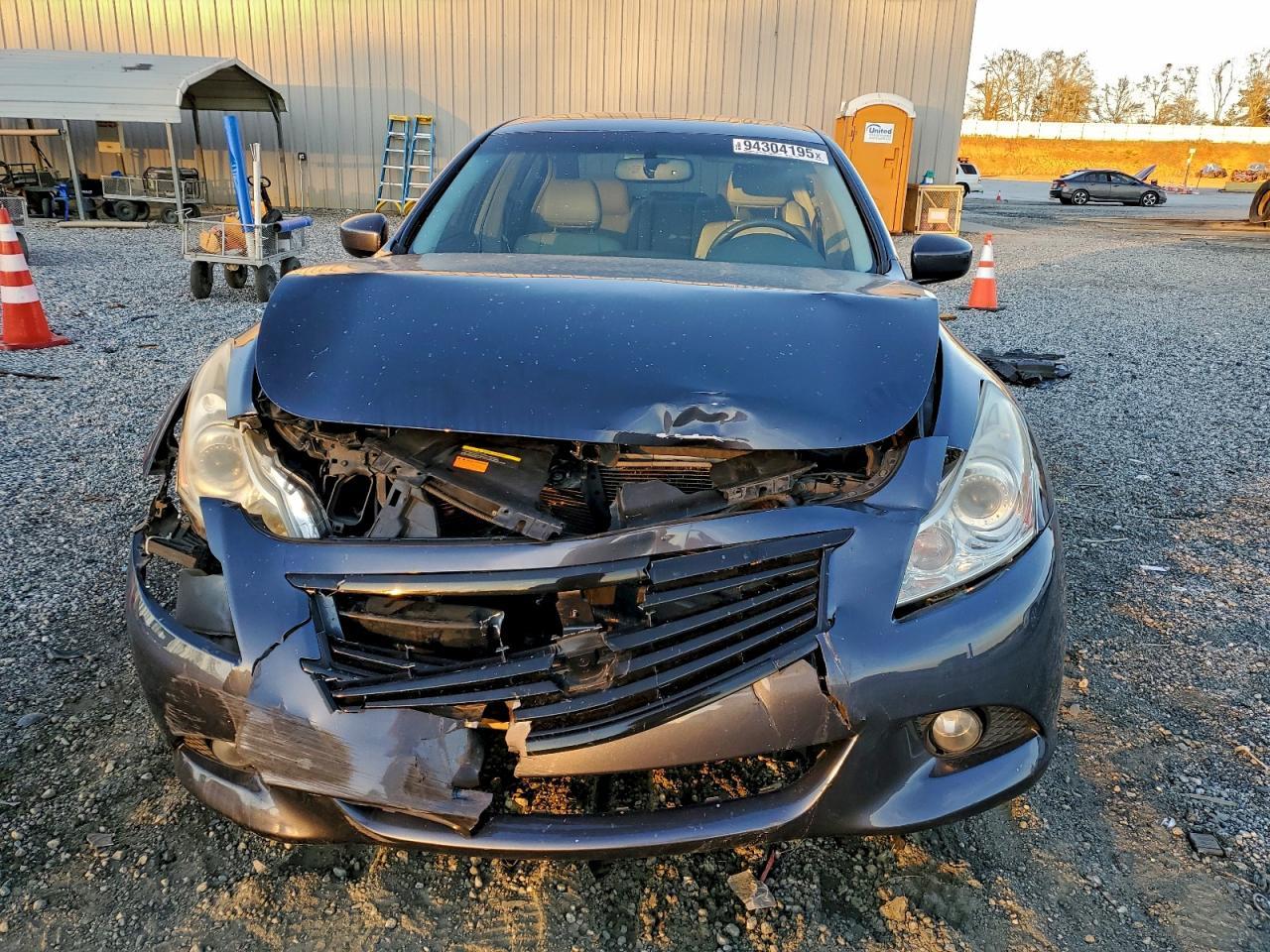 2010 INFINITI G37
