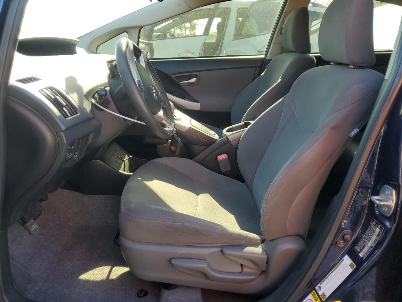 2013 TOYOTA PRIUS