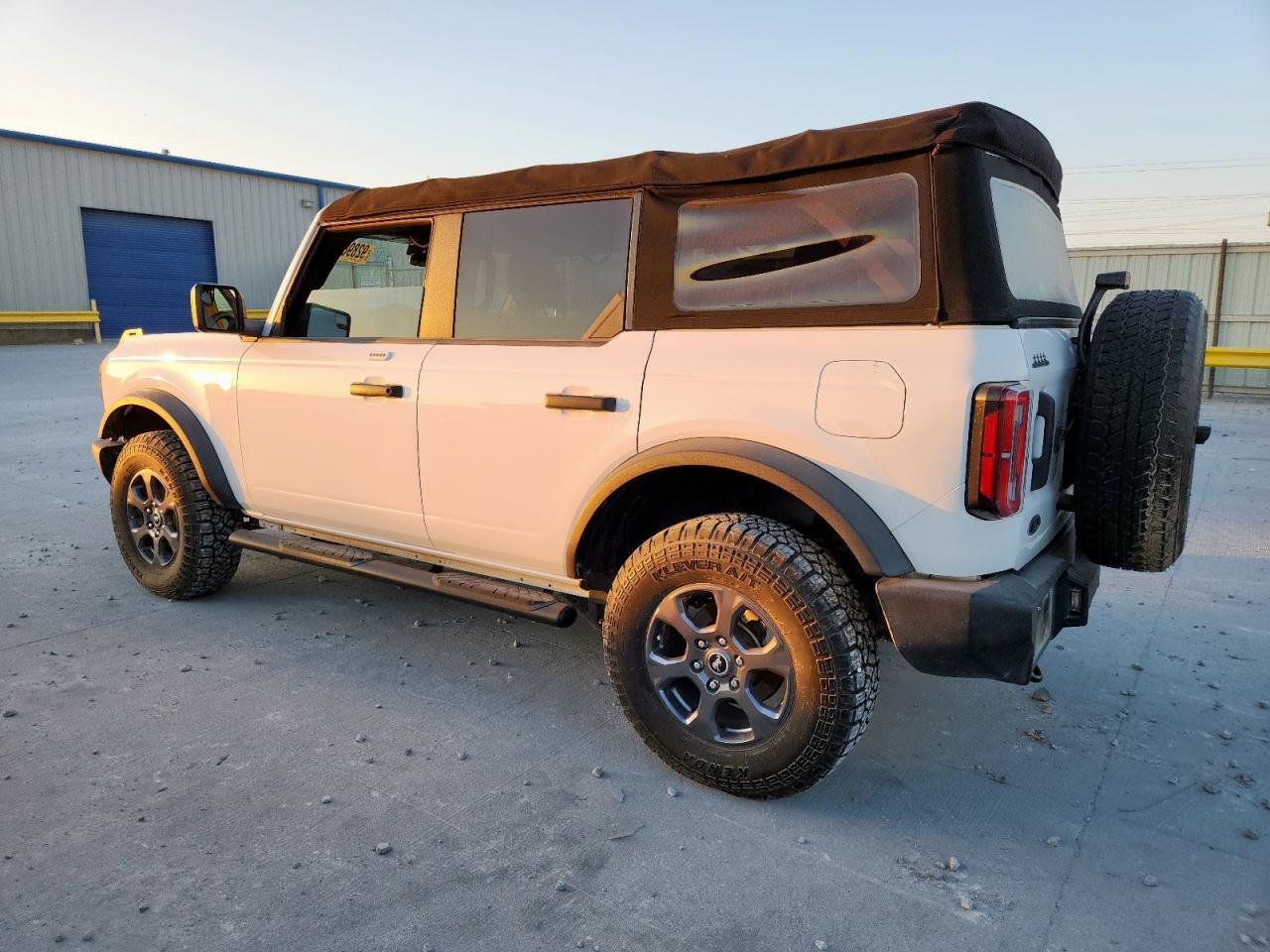 2022 FORD Bronco