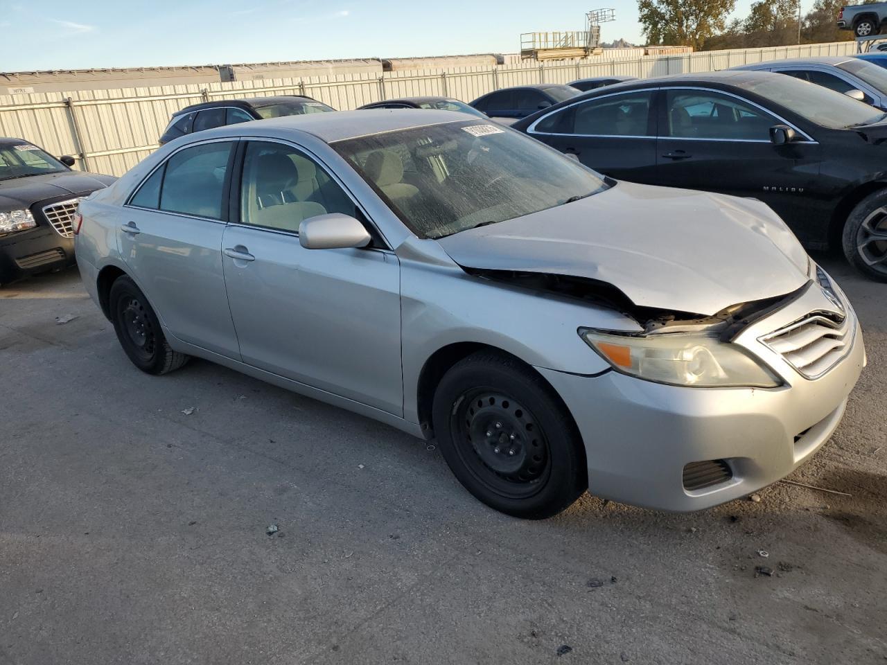 2011 TOYOTA CAMRY