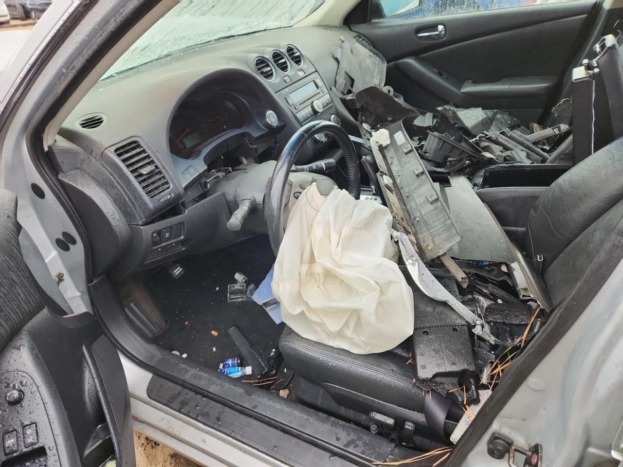2009 NISSAN ALTIMA