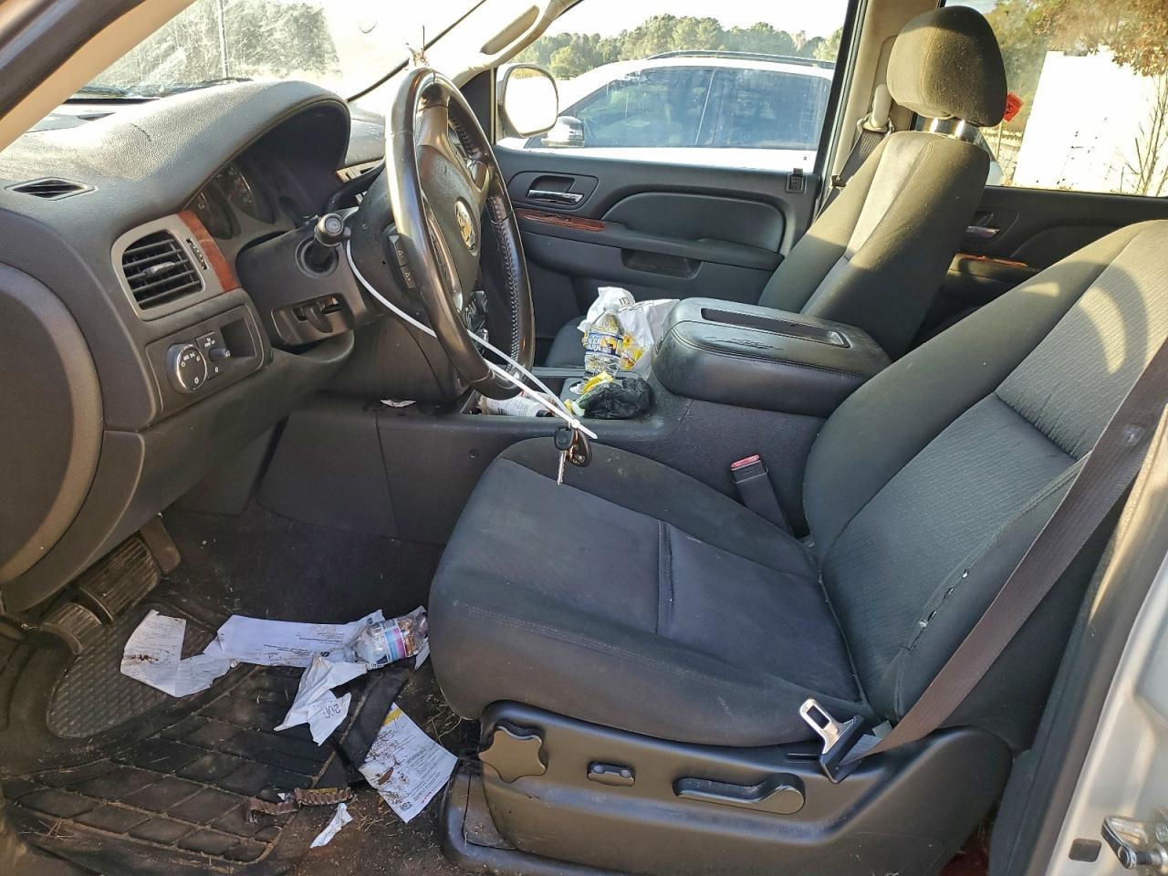 2011 CHEVROLET Suburban