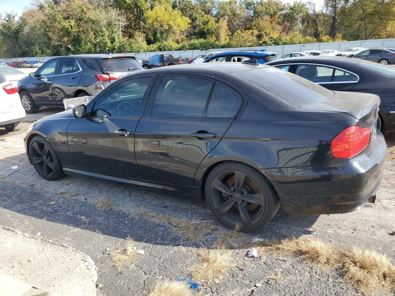 2011 BMW 3 SERIES