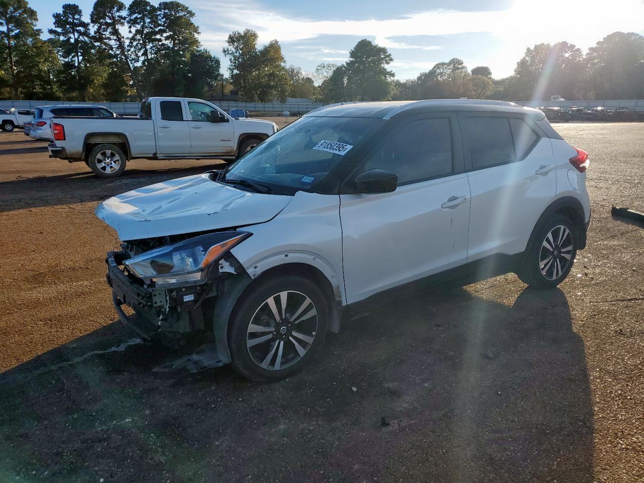 2018 NISSAN KICKS