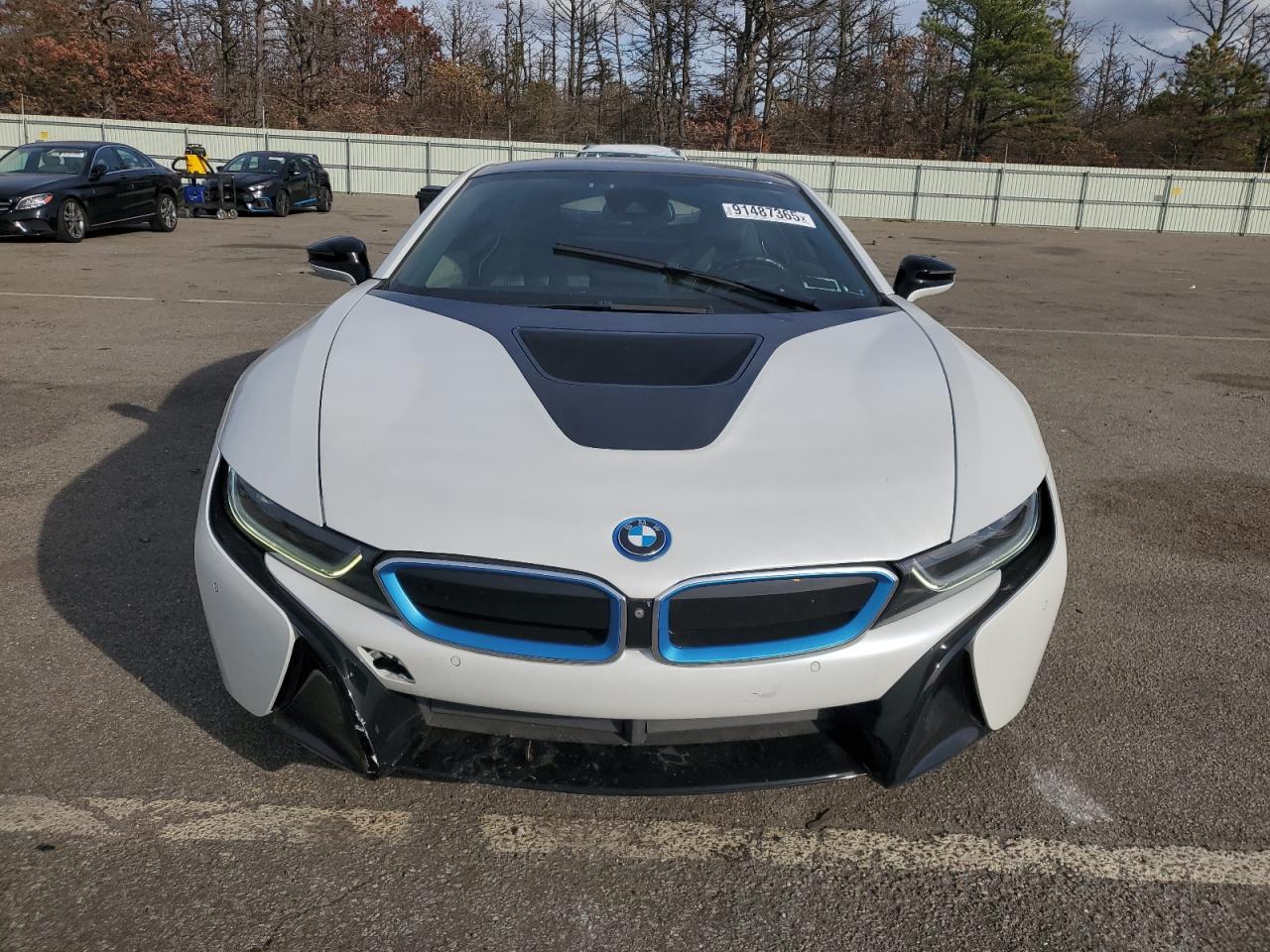 2016 BMW i8
