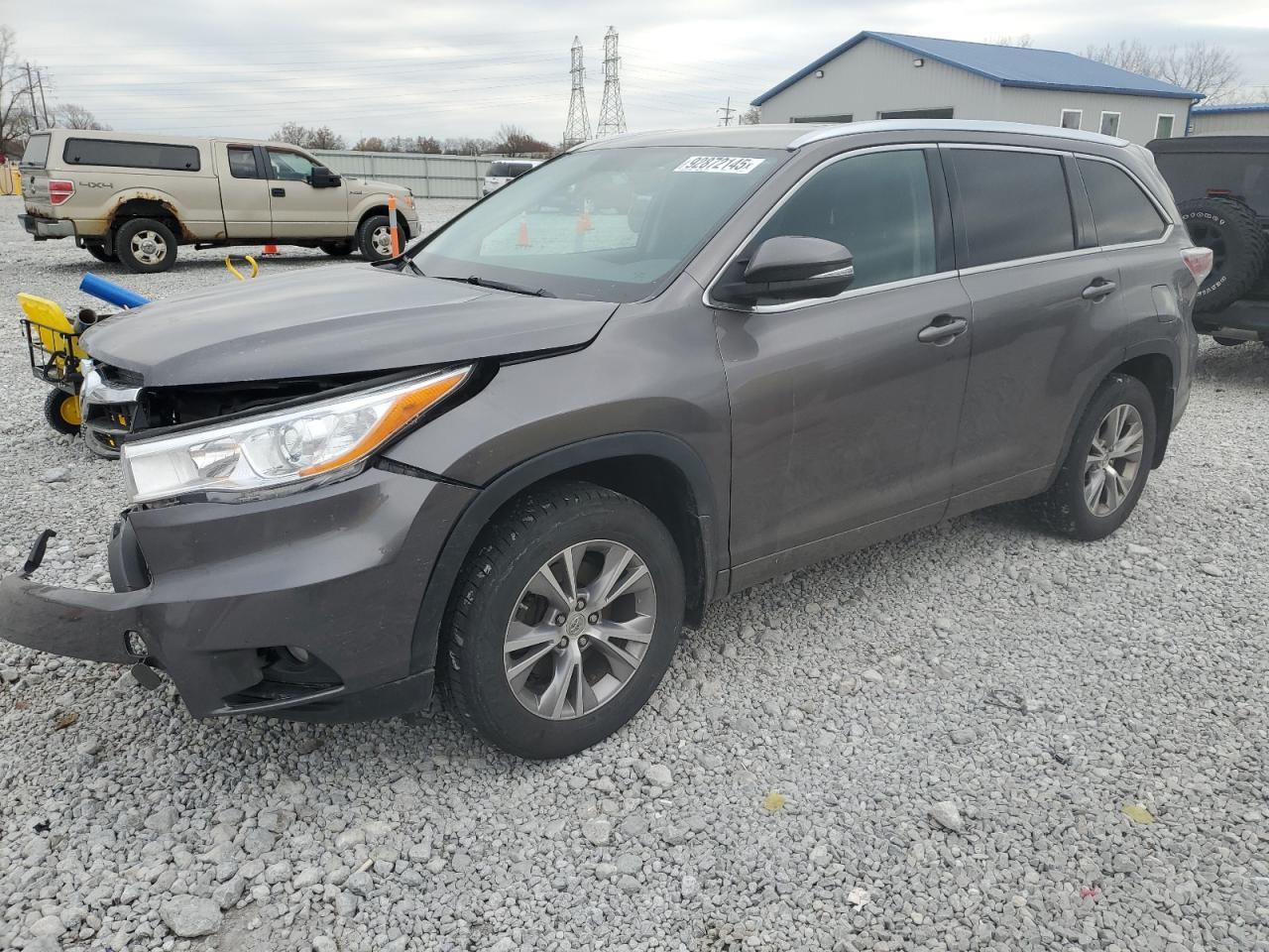 2015 TOYOTA HIGHLANDER
